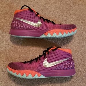 Kyrie 1